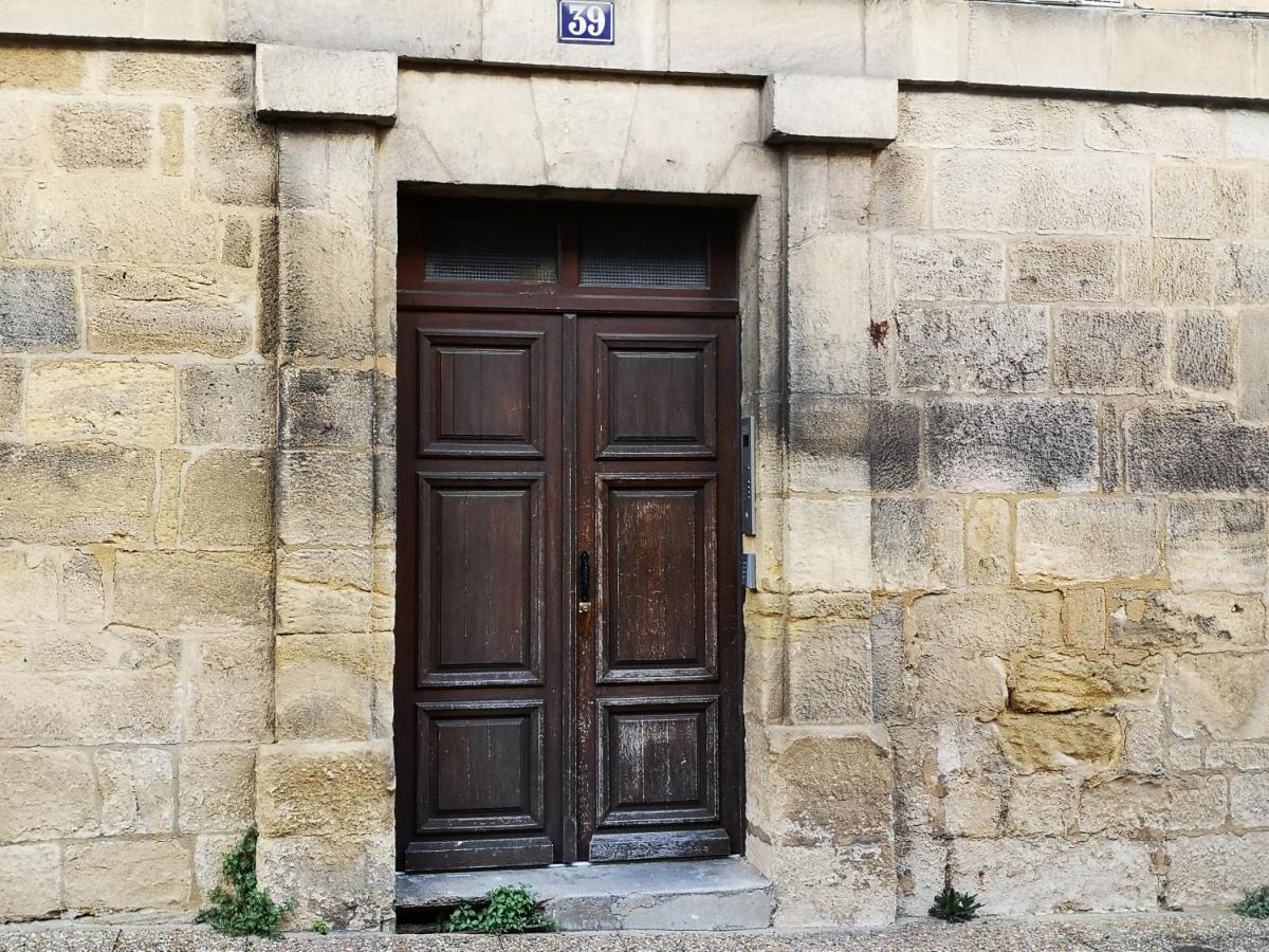 Le Petit Cocon De La Poste Apartment Gourdon-en-quercy Exterior photo